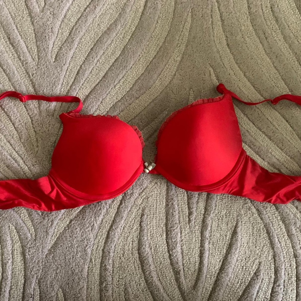 Victoria's Secret bra